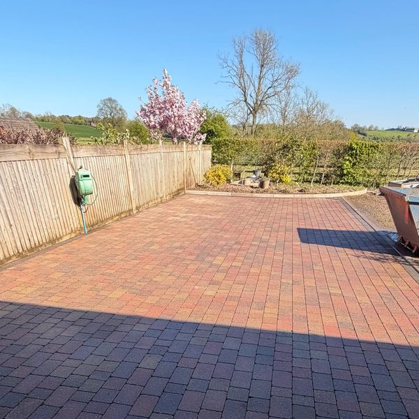 Block paved driveway in Uttoxeter after cleaning by Ultra Clean Exteriors